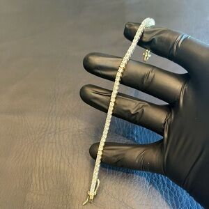 Brand New 3mm 8 Inch Gold Tennis Bracelet | VVS1 Moissanite